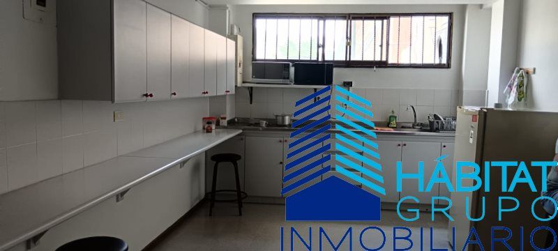 Oficina en arriendo Antioquia Medellín Prado 624 m2 Habitaciones 0 Baños 7 Garajes 0 Precio $22000000