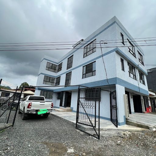 Casa en venta Risaralda Santa Rosa De Cabal La Flora 325 m2 Habitaciones 10 Baños 5 Garajes 2 Precio $1200000000