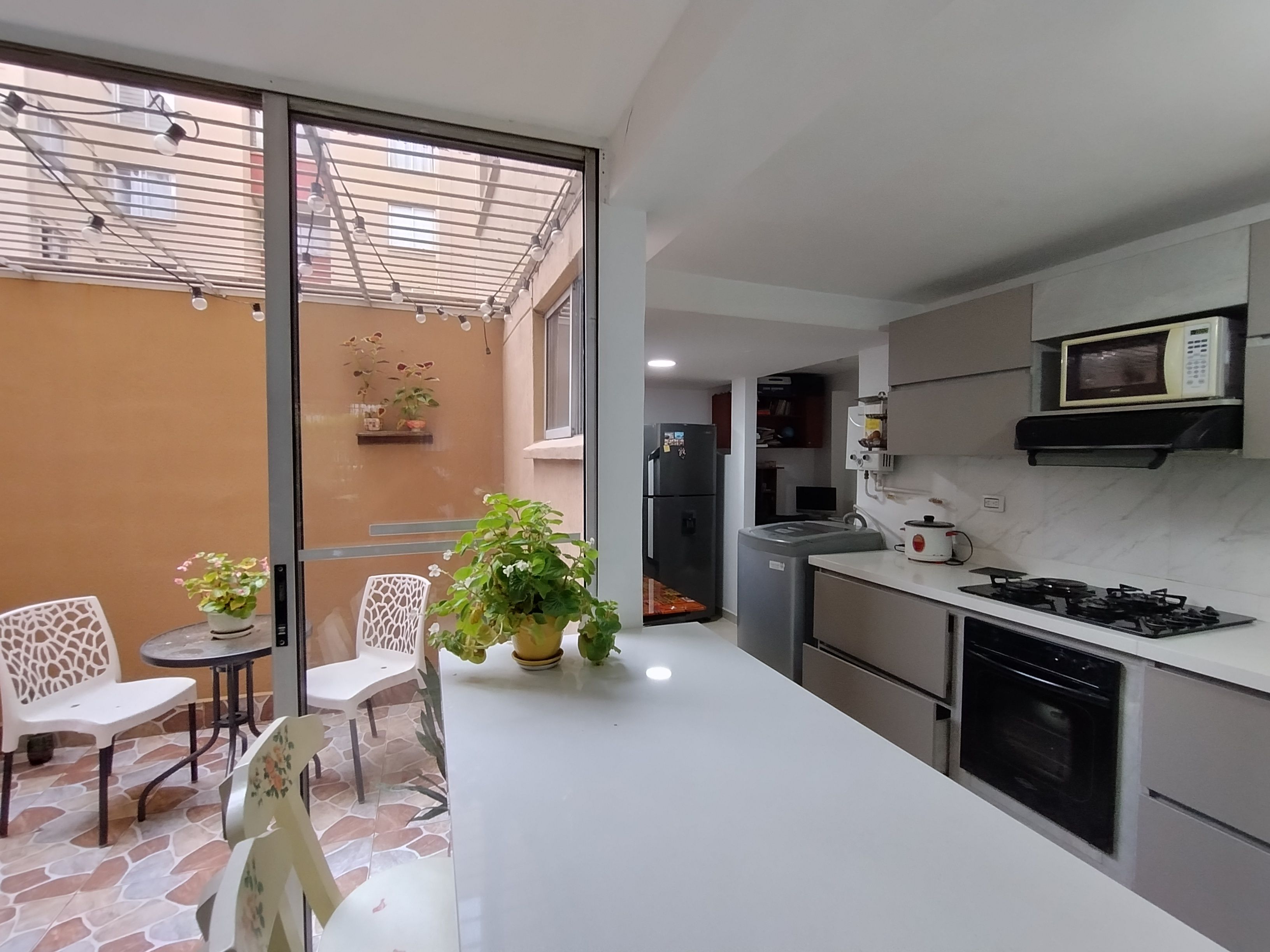 Apartamento en venta Antioquia Medellín La Castellana 120 m2 Habitaciones 3 Baños 2 Garajes 1 Precio $630000000