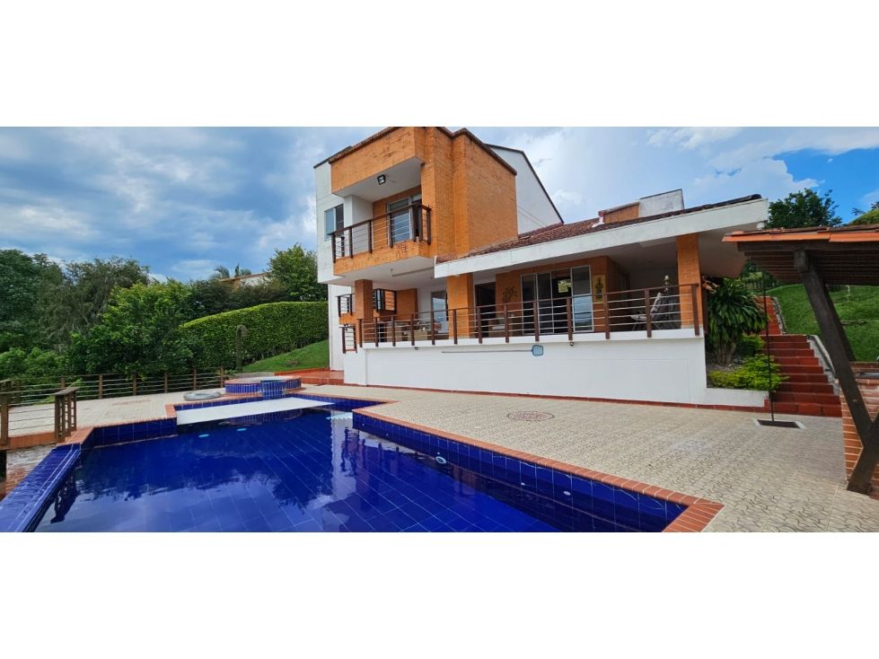 Casa Campestre en venta Risaralda Pereira Pereira 350 m2 Habitaciones 3 Baños 5 Garajes 4 Precio $2300000000