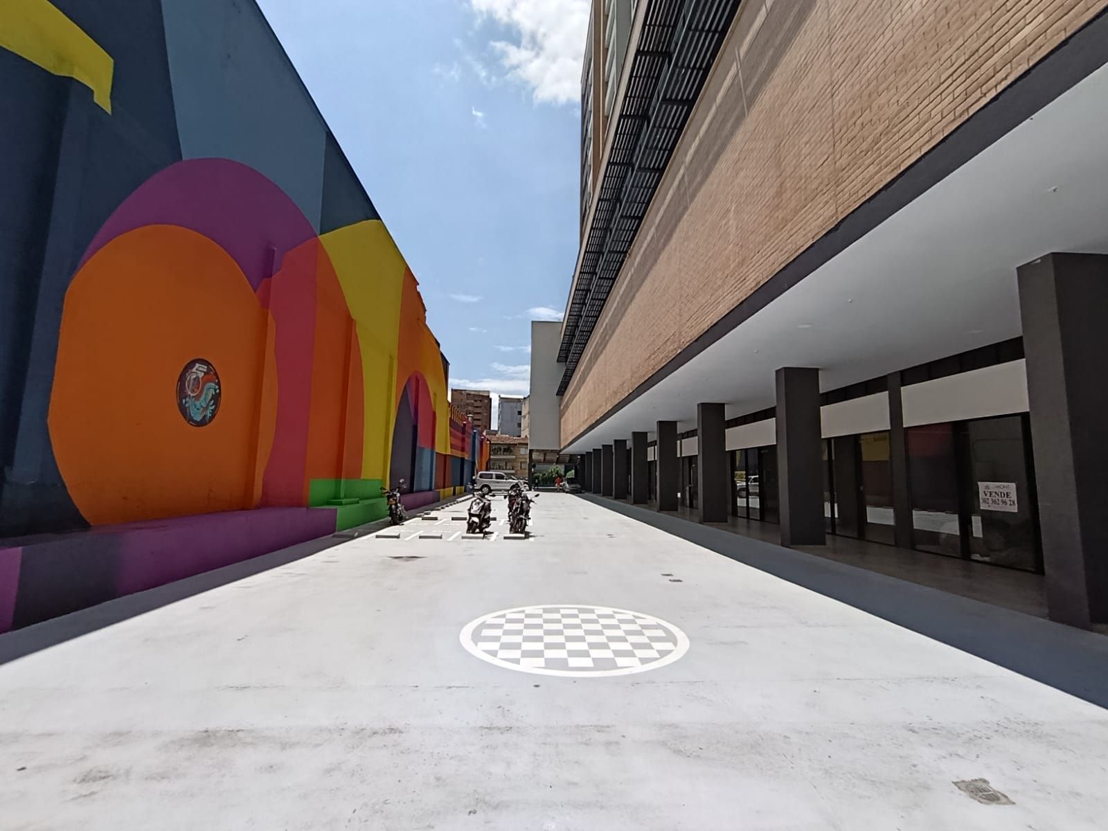 Oficina en arriendo Antioquia Medellín Los Colores 41 m2 Habitaciones 0 Baños 2 Garajes 0 Precio $4500000