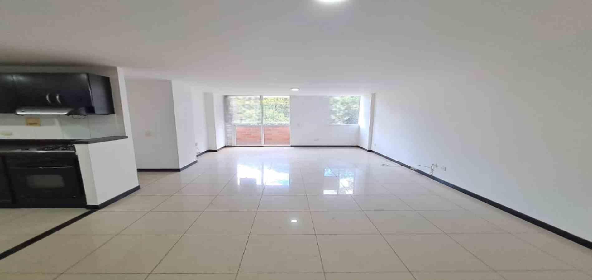 Apartamento en arriendo Antioquia Medellín Laureles 90 m2 Habitaciones 3 Baños 2 Garajes 1 Precio $3600000