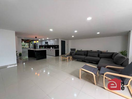 Apartamento en venta Antioquia Medellín Los Balsos No1 230 m2 Habitaciones 3 Baños 3 Garajes 2 Precio $1200000000
