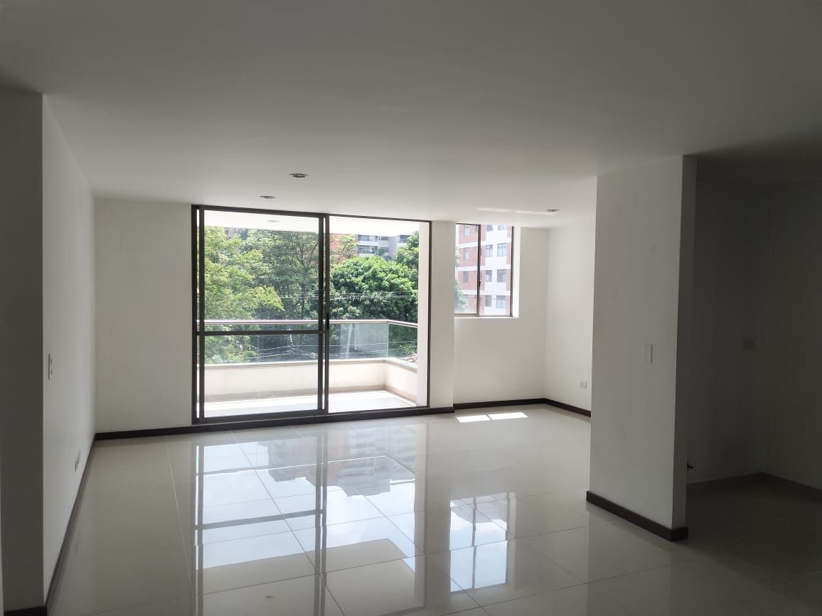 Apartamento en arriendo Antioquia Envigado Bosques De Zúñiga 117 m2 Habitaciones 3 Baños 3 Garajes 2 Precio $5300000