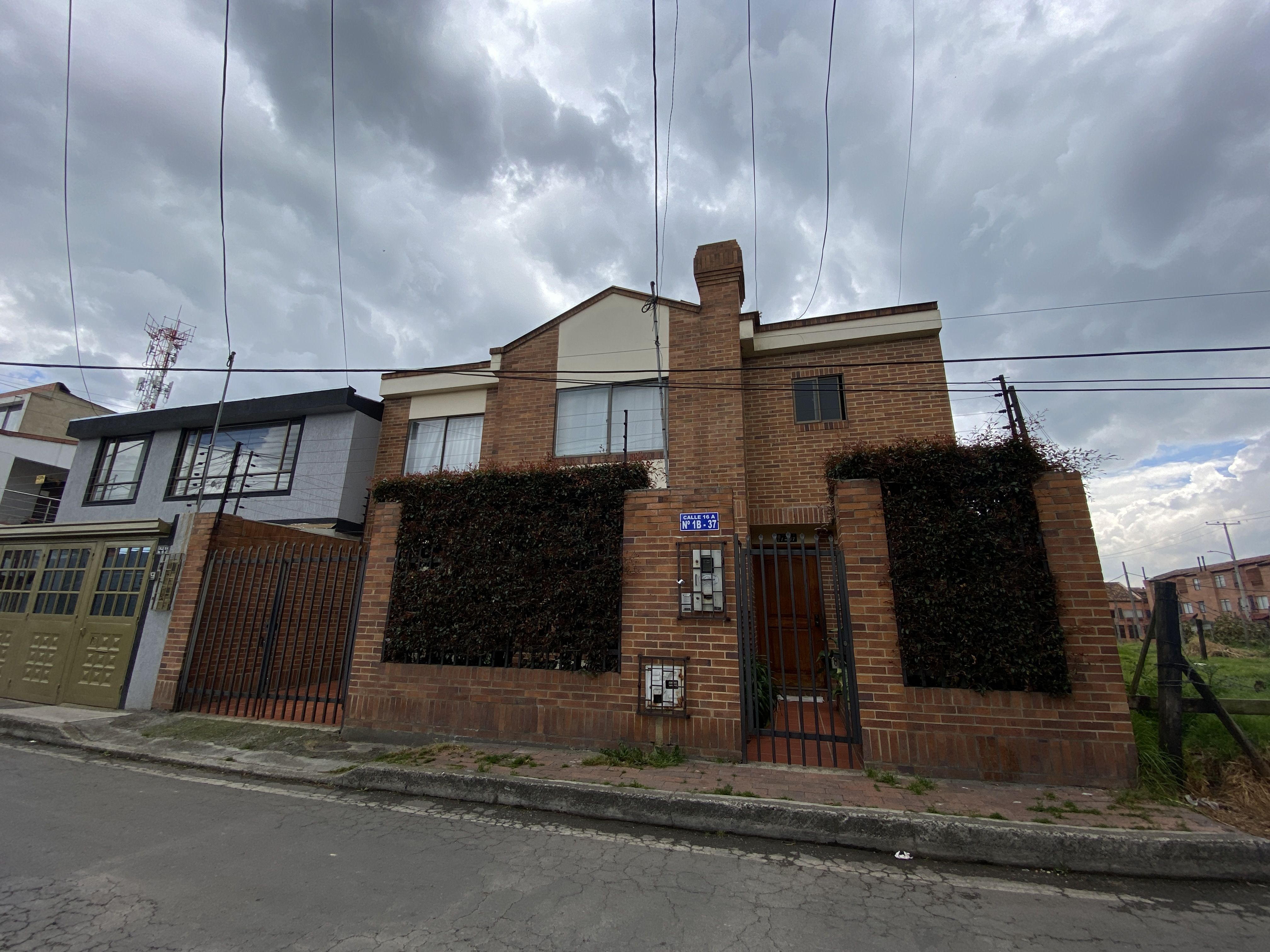 Casa en venta Cundinamarca Chía San Francisco 275 m2 Habitaciones 3 Baños 4 Garajes 2 Precio $980000000
