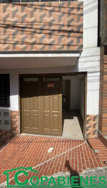 Local en arriendo Antioquia Copacabana El Obrero 15 m2 Habitaciones 0 Baños 1 Garajes 0 Precio $1000000