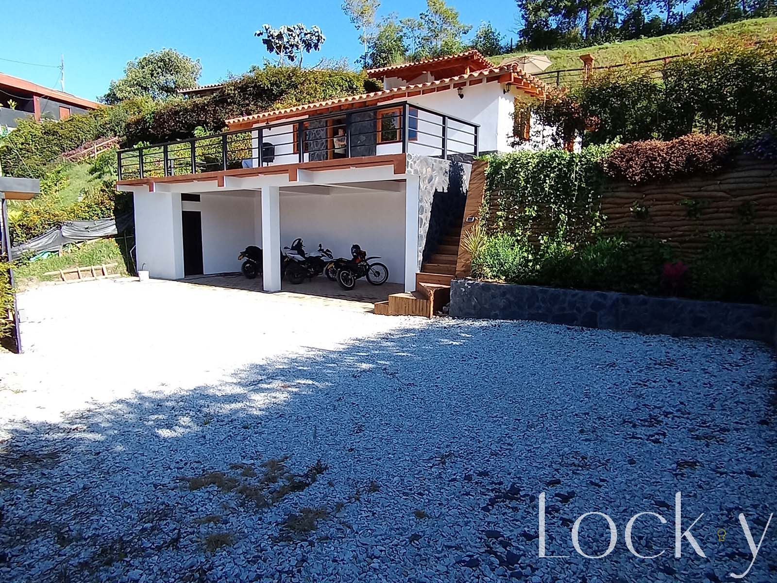 Finca en venta Antioquia Rionegro Rionegro 150 m2 Habitaciones 3 Baños 2 Garajes 8 Precio $750000000