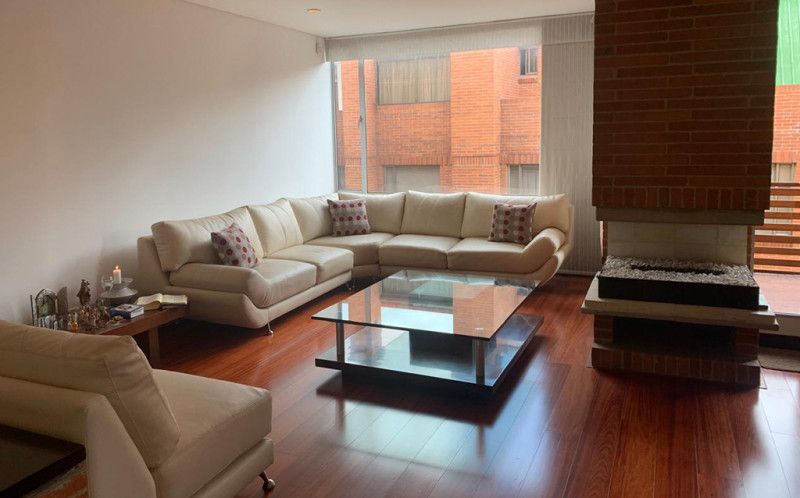 Apartamento en venta Cundinamarca Bogotá Santa Barbara Occidental 154 m2 Habitaciones 3 Baños 4 Garajes 2 Precio $1490000000