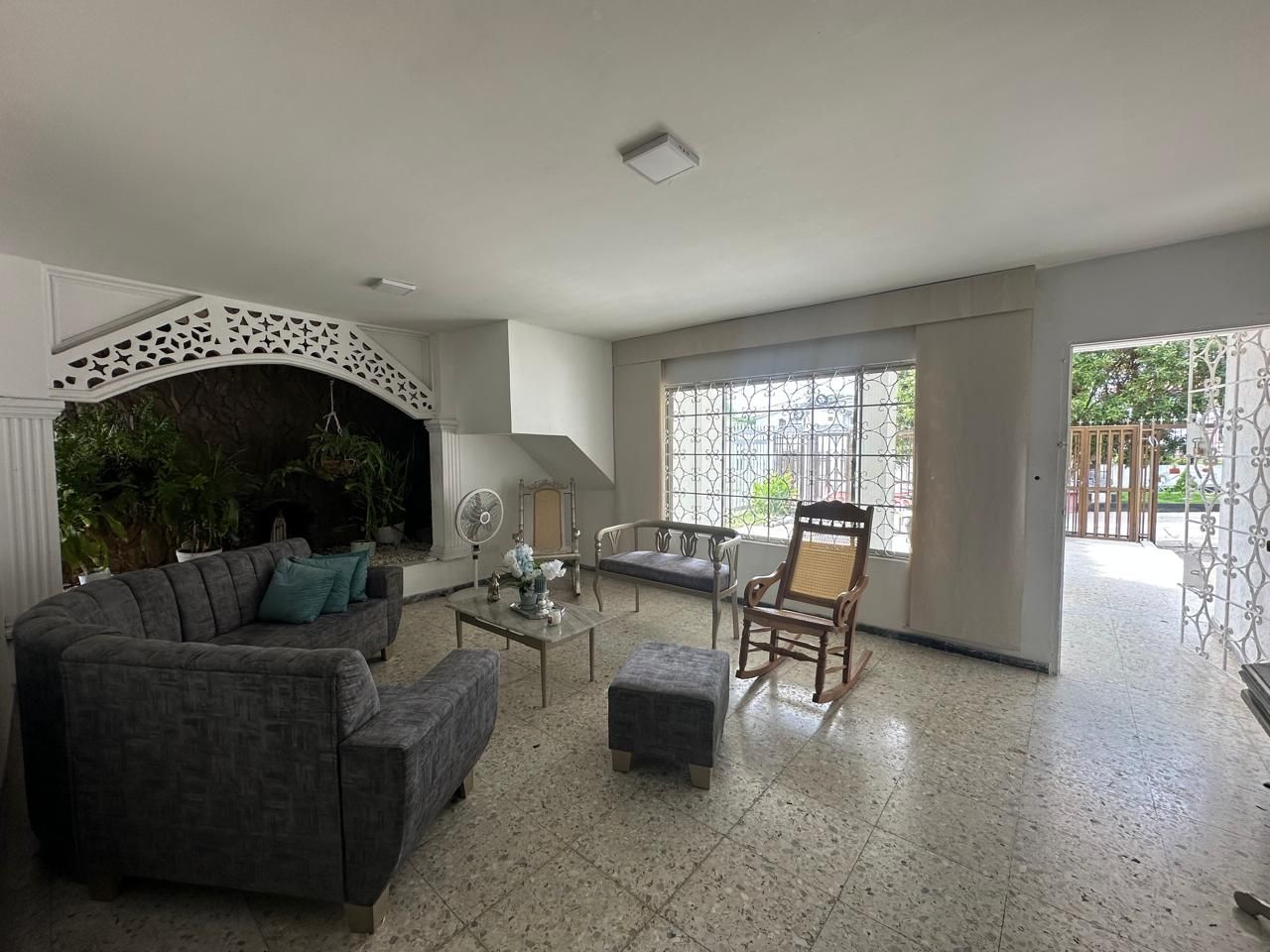 Casa en venta Atlántico Barranquilla La Cumbre 350 m2 Habitaciones 6 Baños 3 Garajes 3 Precio $750000000