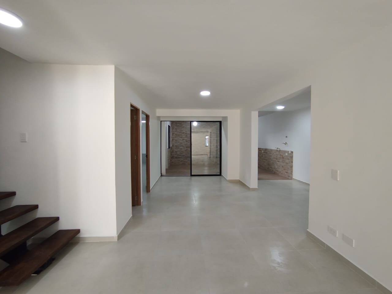Casa en arriendo Antioquia Medellín La Palma 260 m2 Habitaciones 6 Baños 7 Garajes 1 Precio $9000000