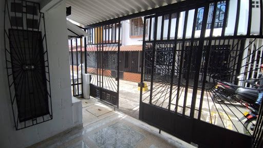 Casa en venta Cundinamarca Girardot Br El Triunfo 51 m2 Habitaciones 3 Baños 2 Garajes 1 Precio $160000000