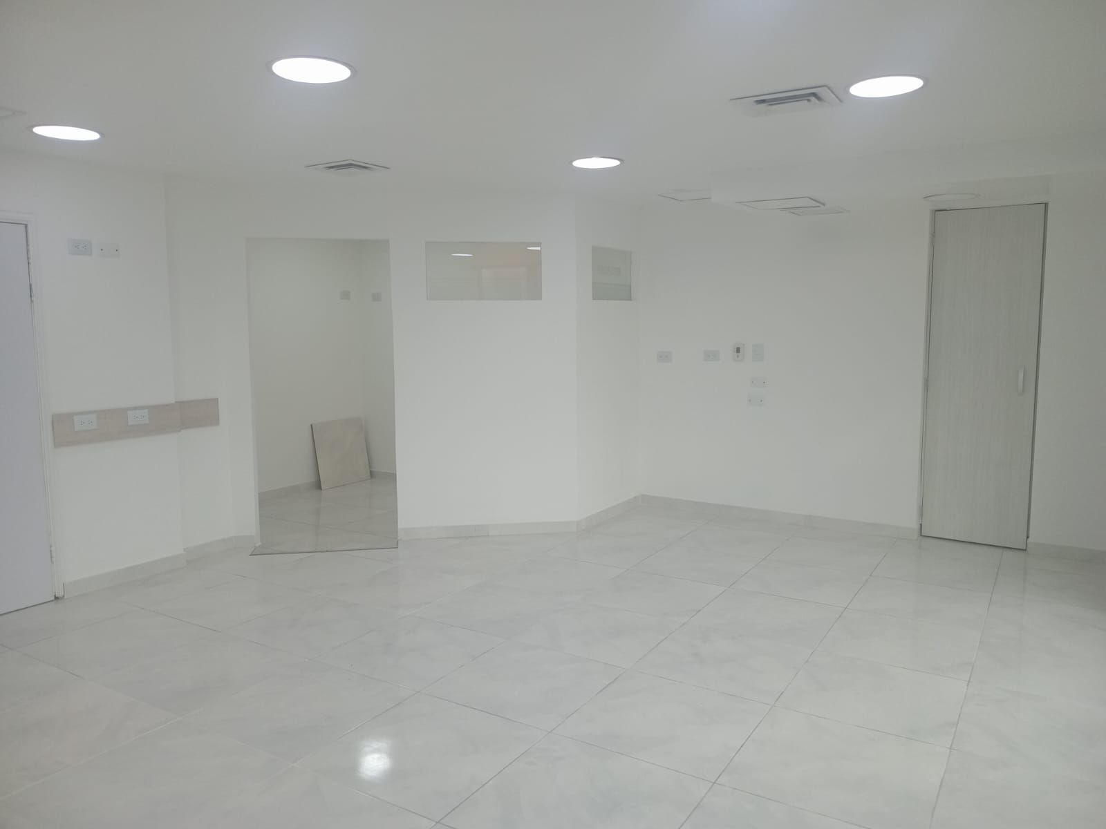 Oficina en venta Antioquia Medellín San Marcos 45 m2 Habitaciones 0 Baños 1 Garajes 1 Precio $580000000