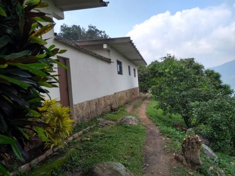 Finca en venta Cundinamarca Fusagasugá Fusagasuga 650 m2 Habitaciones 7 Baños 4 Garajes 4 Precio $12000000000