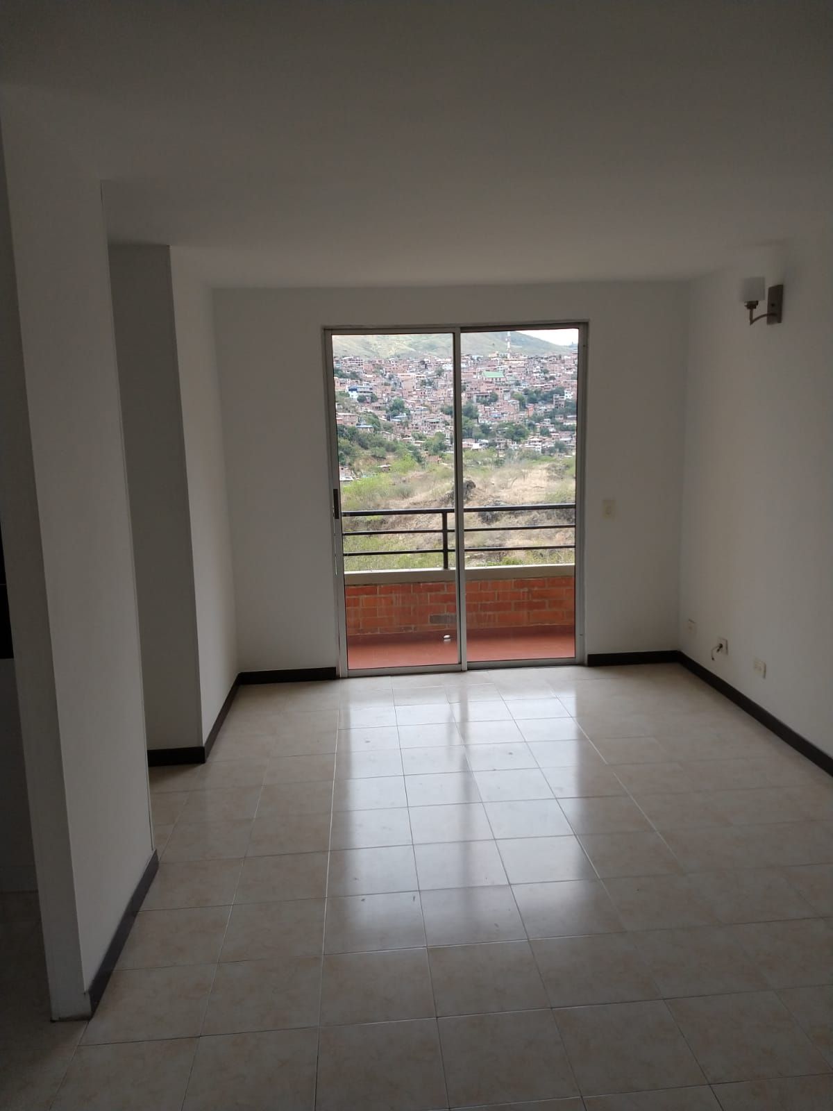 Apartamento en arriendo Valle Del Cauca Cali Aguacatal 60 m2 Habitaciones 3 Baños 2 Garajes 1 Precio $1195000