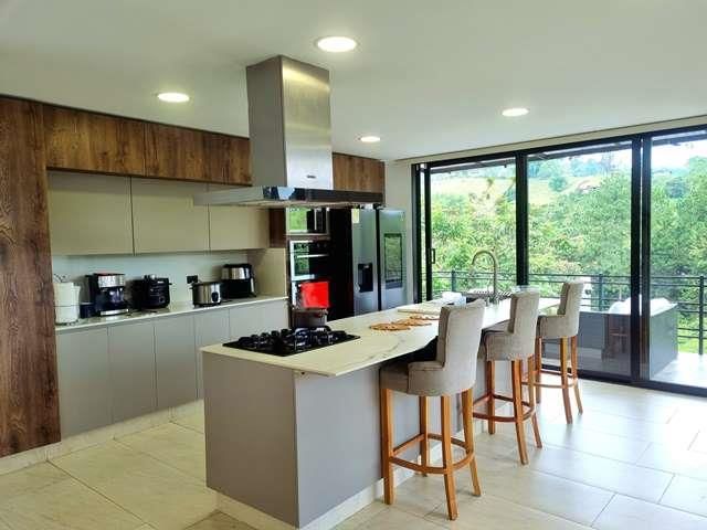 Casa en venta Antioquia Caldas Estrella 1500 m2 Habitaciones 5 Baños 6 Garajes 6 Precio $1620000000