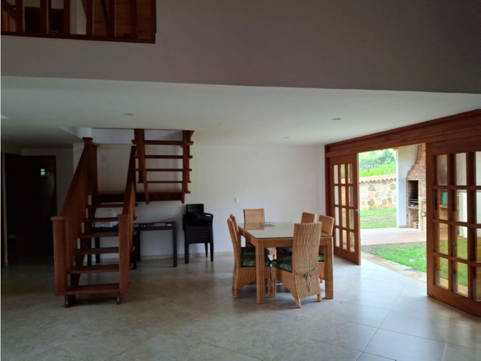 Casa en venta Santander Los Santos Los Santos 350 m2 Habitaciones 4 Baños 4 Garajes 4 Precio $930000000