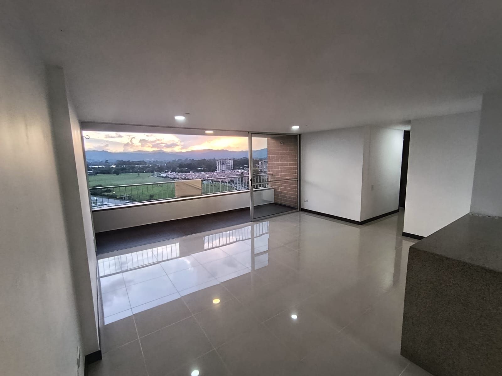Apartamento en venta Antioquia Rionegro San Antonio 79 m2 Habitaciones 3 Baños 2 Garajes 1 Precio $540000000