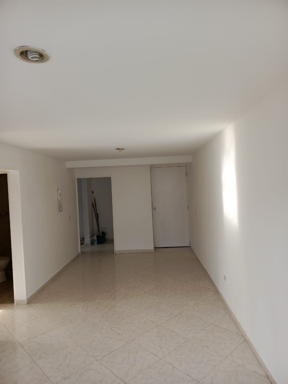Apartamento en venta Antioquia Envigado Uribe Ángel 65 m2 Habitaciones 3 Baños 2 Garajes 1 Precio $330000000