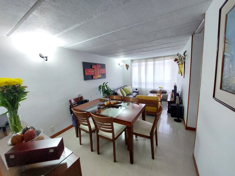 Apartamento en venta Cundinamarca Bogotá La Isabela 60 m2 Habitaciones 3 Baños 2 Garajes 1 Precio $320000000