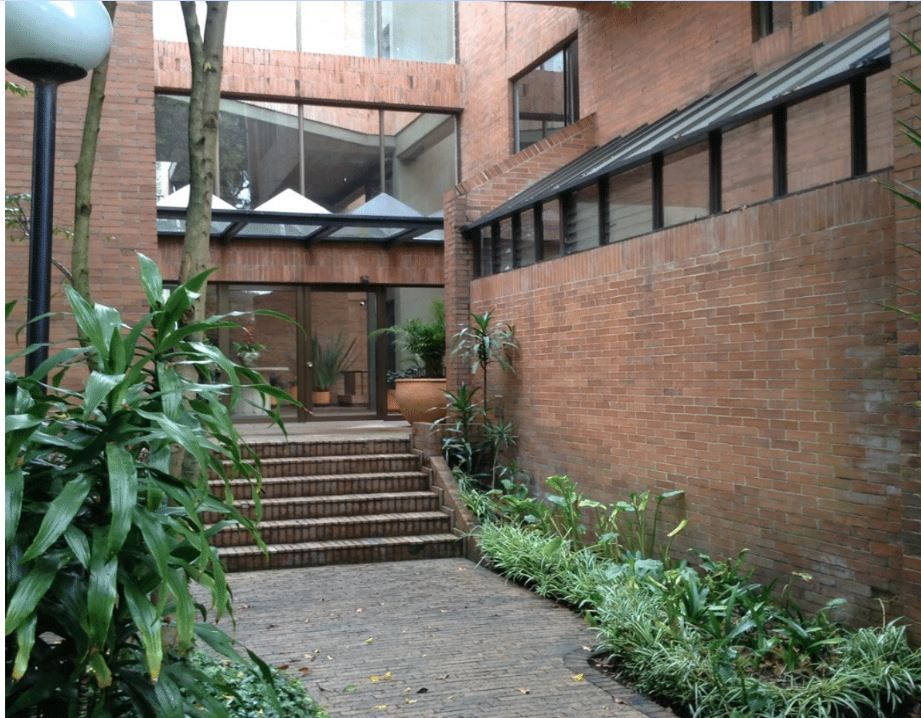 Apartamento en arriendo Cundinamarca Bogotá Los Naranjos 487 m2 Habitaciones 4 Baños 3 Garajes 4 Precio $11300000