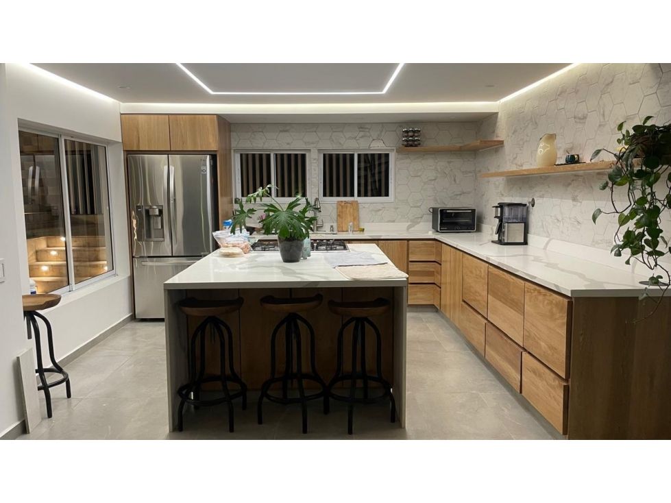 Finca en venta Antioquia Sopetrán Sopetran 180 m2 Habitaciones 5 Baños 6 Garajes 3 Precio $1100000000