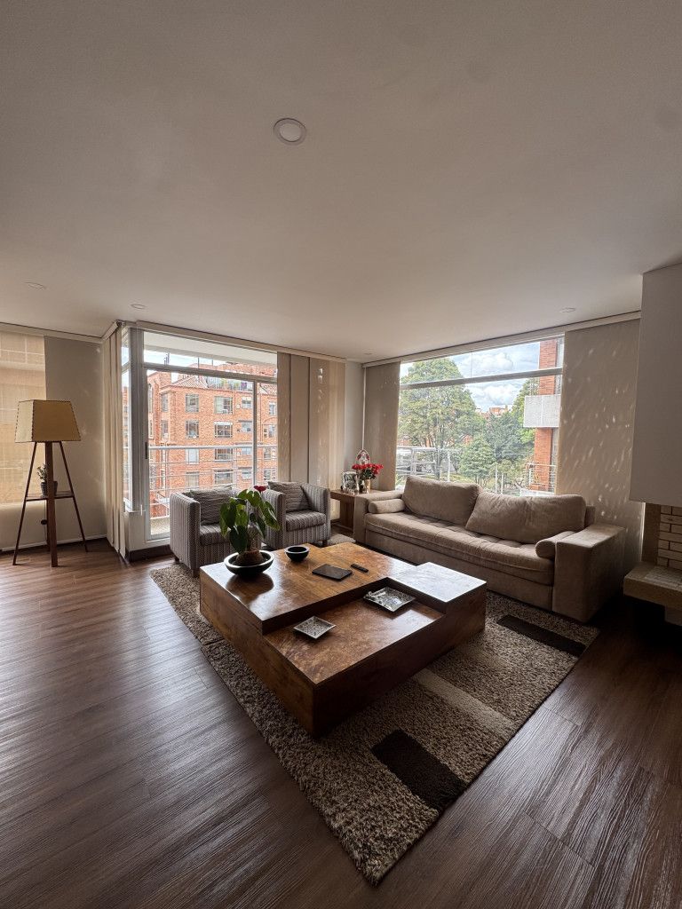 Apartamento en venta Cundinamarca Bogotá Santa Bibiana 156 m2 Habitaciones 3 Baños 3 Garajes 2 Precio $1150000000