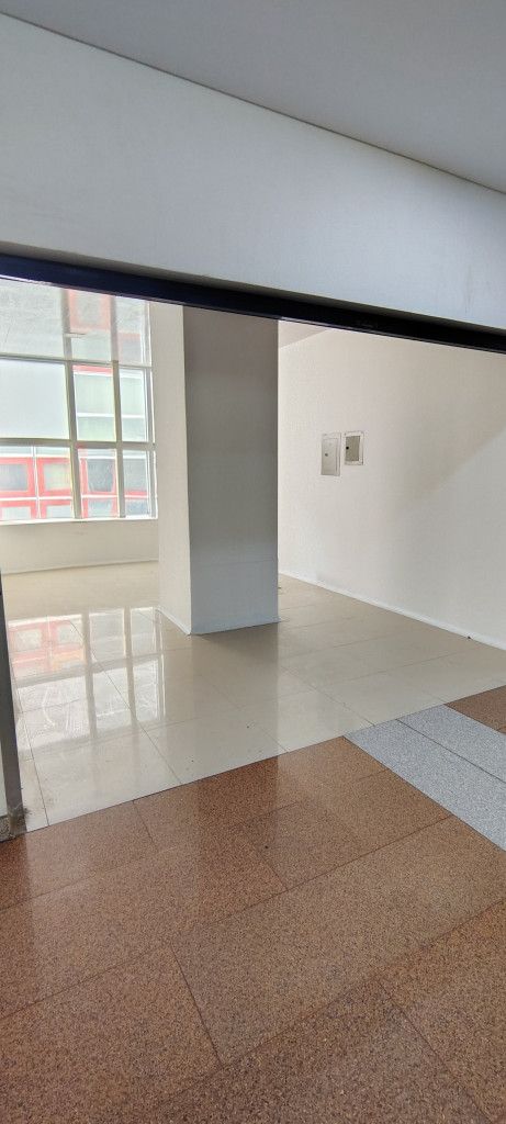 Local en venta Valle Del Cauca Cali Eucarístico 25 m2 Habitaciones 0 Baños 0 Garajes 0 Precio $320000000