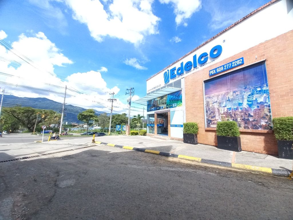 Bodega en venta Tolima Ibagué Nn 964 m2 Habitaciones 0 Baños 3 Garajes 0 Precio $4500000000