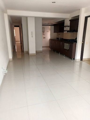 Apartamento en arriendo Antioquia Medellín Miravalle 110 m2 Habitaciones 3 Baños 2 Garajes 1 Precio $2900000