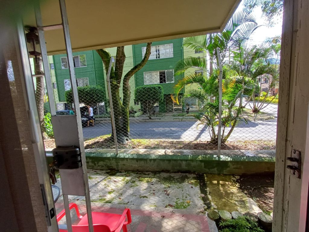 Apartamento en venta Antioquia Medellín Campo Alegre 100 m2 Habitaciones 3 Baños 2 Garajes 1 Precio $480000000