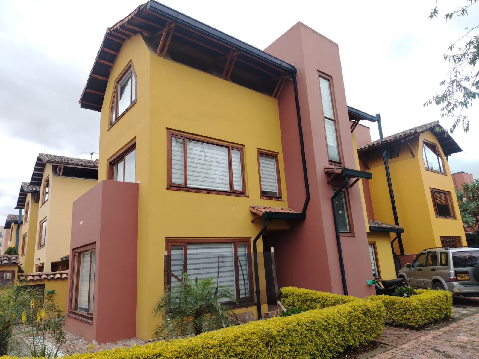 Casa en arriendo Cundinamarca Chía Cr Montebello 150 m2 Habitaciones 3 Baños 3 Garajes 4 Precio $4300000