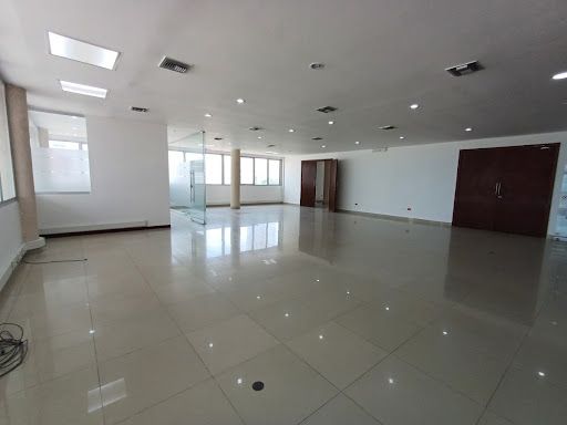 Oficina en arriendo Bolívar Cartagena Boca Grande 225 m2 Habitaciones 0 Baños 0 Garajes 0 Precio $12700000
