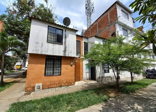 Casa en venta Valle Del Cauca Cali Conjunto Residencial Arizona 70 m2 Habitaciones 4 Baños 2 Garajes 0 Precio $290000000