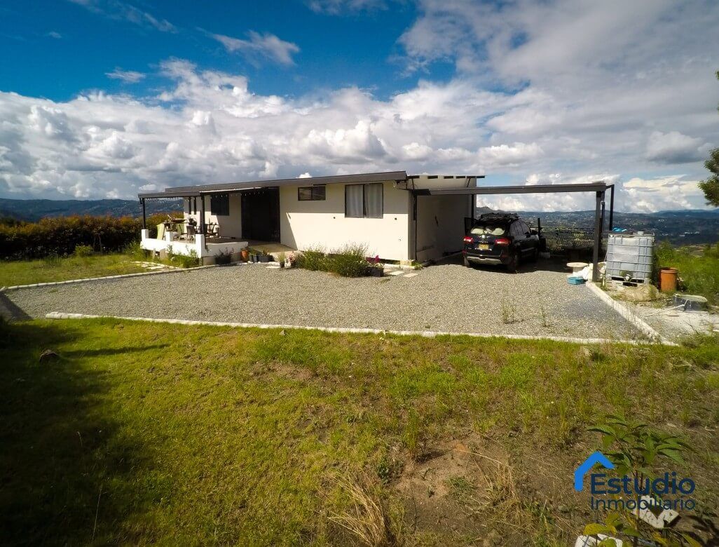 Casa Campestre en venta Antioquia Guarne Punto Mayor 113 m2 Habitaciones 3 Baños 2 Garajes 1 Precio $850000000