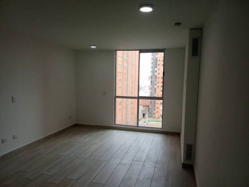 Inmuebles en Remate Apartamento en venta Cundinamarca Bogotá Cjr Centenari 19 m2 Habitaciones 1 Baños 1 Garajes 0 Precio $189000000