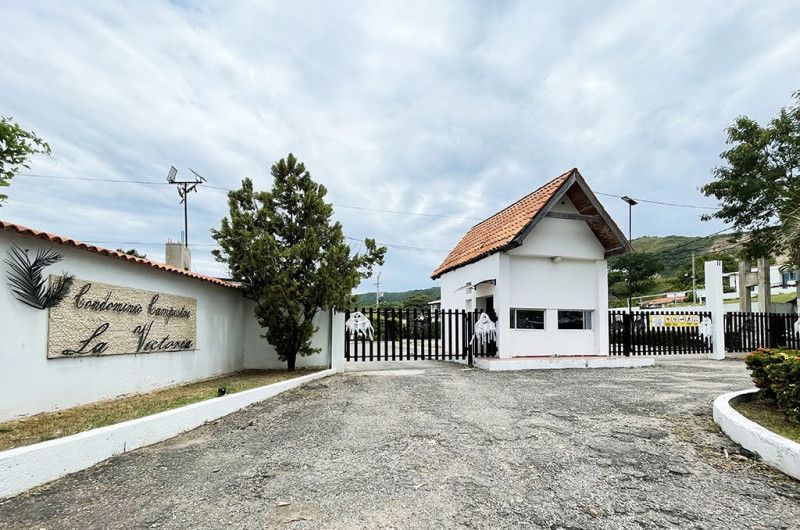 Inmuebles en Remate Casa en venta Cundinamarca Ricaurte Ricaurte 122 m2 Habitaciones 3 Baños 3 Garajes 2 Precio $554000000