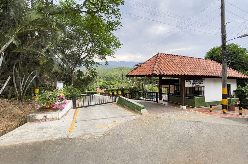 Casa en venta Tolima Melgar Melgar 52 m2 Habitaciones 2 Baños 1 Garajes 1 Precio $182000000