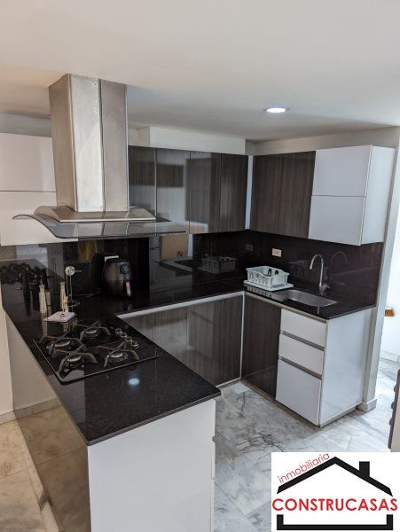 Apartamento en arriendo Antioquia Medellín Los Conquistadores 110 m2 Habitaciones 3 Baños 4 Garajes 1 Precio $4200000