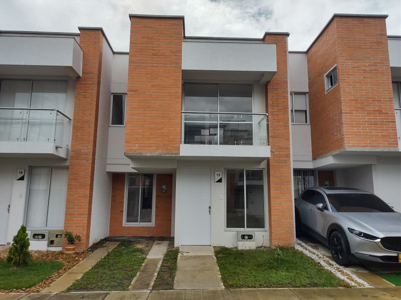 Inmuebles en Remate Casa en venta Risaralda Pereira Pereira 91 m2 Habitaciones 4 Baños 3 Garajes 1 Precio $480000000