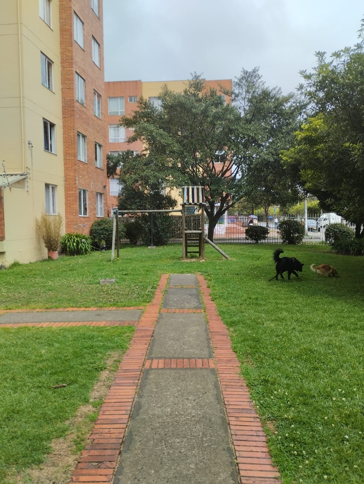 Apartamento en venta Cundinamarca Bogotá San Cipriano 52 m2 Habitaciones 3 Baños 2 Garajes 1 Precio $270000000