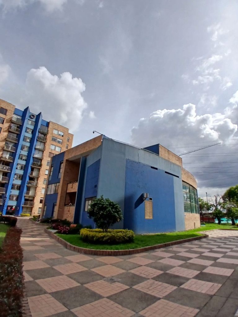 Apartamento en arriendo Cundinamarca Bogotá Ciudad Salitre Occidental 64 m2 Habitaciones 3 Baños 2 Garajes 1 Precio $3000000