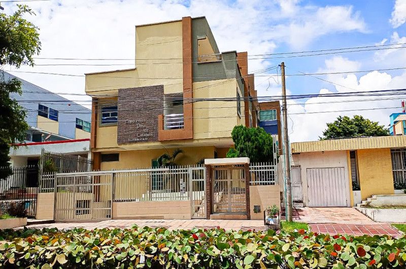 Inmuebles en Remate Casa en venta Atlántico Barranquilla Ciudad Jardin 145 m2 Habitaciones 4 Baños 5 Garajes 1 Precio $538000000