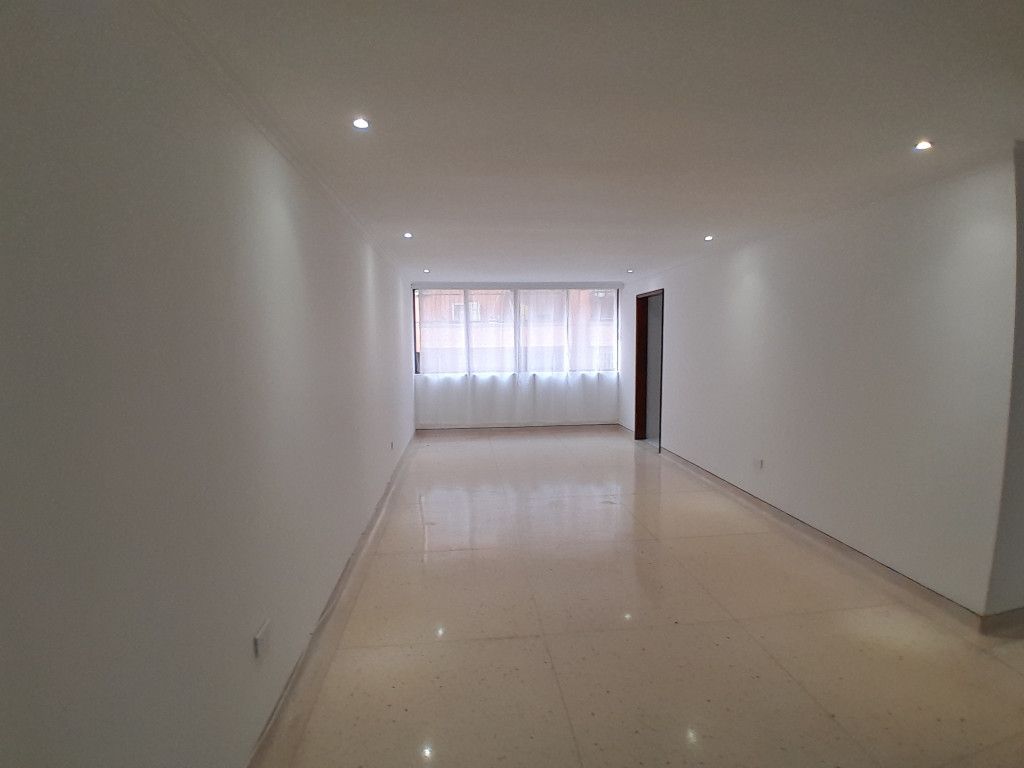Apartamento en arriendo Atlántico Barranquilla Ciudad Real 80 m2 Habitaciones 2 Baños 2 Garajes 1 Precio $2000000