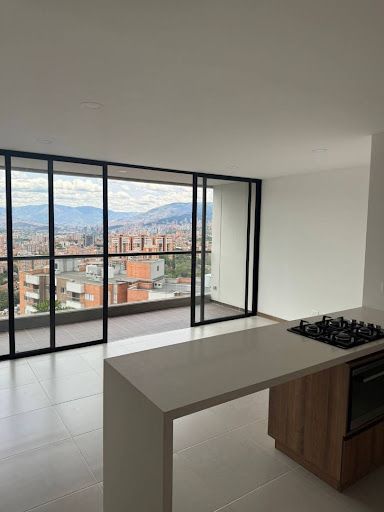Apartamento en arriendo Antioquia Envigado Trianon 68 m2 Habitaciones 2 Baños 2 Garajes 1 Precio $3400000