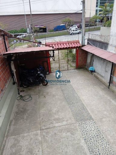 Casa en venta Caldas Manizales Los Cedros 130 m2 Habitaciones 5 Baños 2 Garajes 2 Precio $600000000