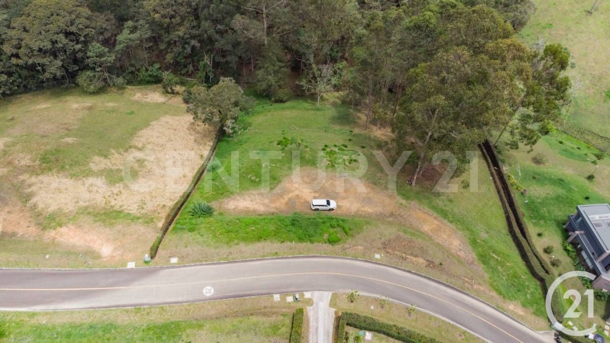 Lote en venta Antioquia Rionegro San Antonio 4392 m2 Habitaciones 0 Baños 0 Garajes 8 Precio $1000000000