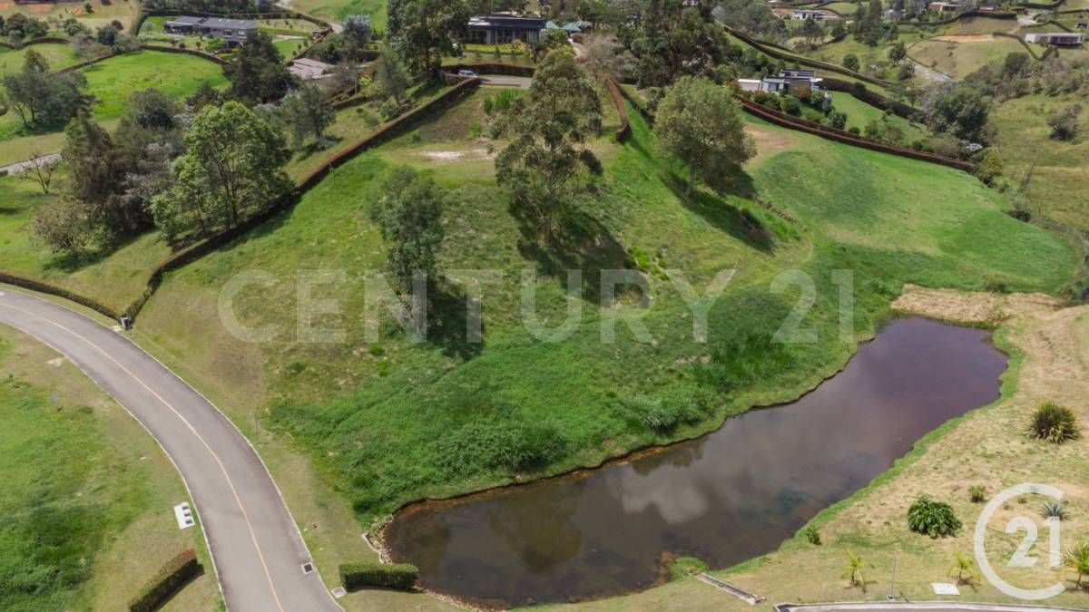 Lote en venta Antioquia Rionegro El Porvenir 5676 m2 Habitaciones 0 Baños 1 Garajes 4 Precio $1500000000
