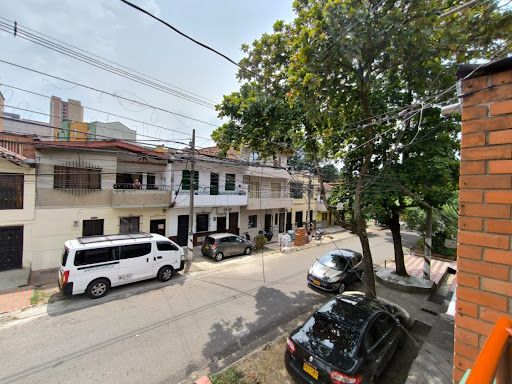 Apartaestudio en arriendo Antioquia Medellín Sucre 40 m2 Habitaciones 1 Baños 1 Garajes 0 Precio $1100000