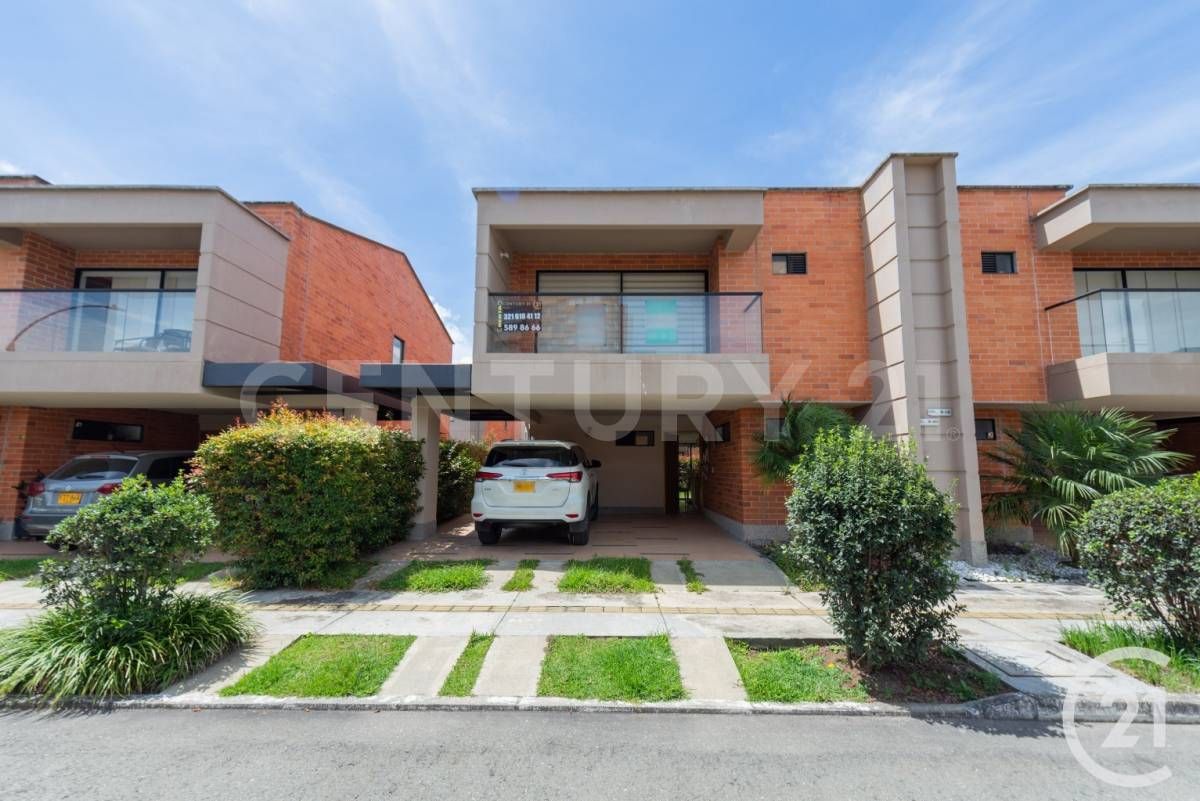 Casa en venta Antioquia Rionegro San Antonio 156 m2 Habitaciones 3 Baños 2 Garajes 2 Precio $920000000