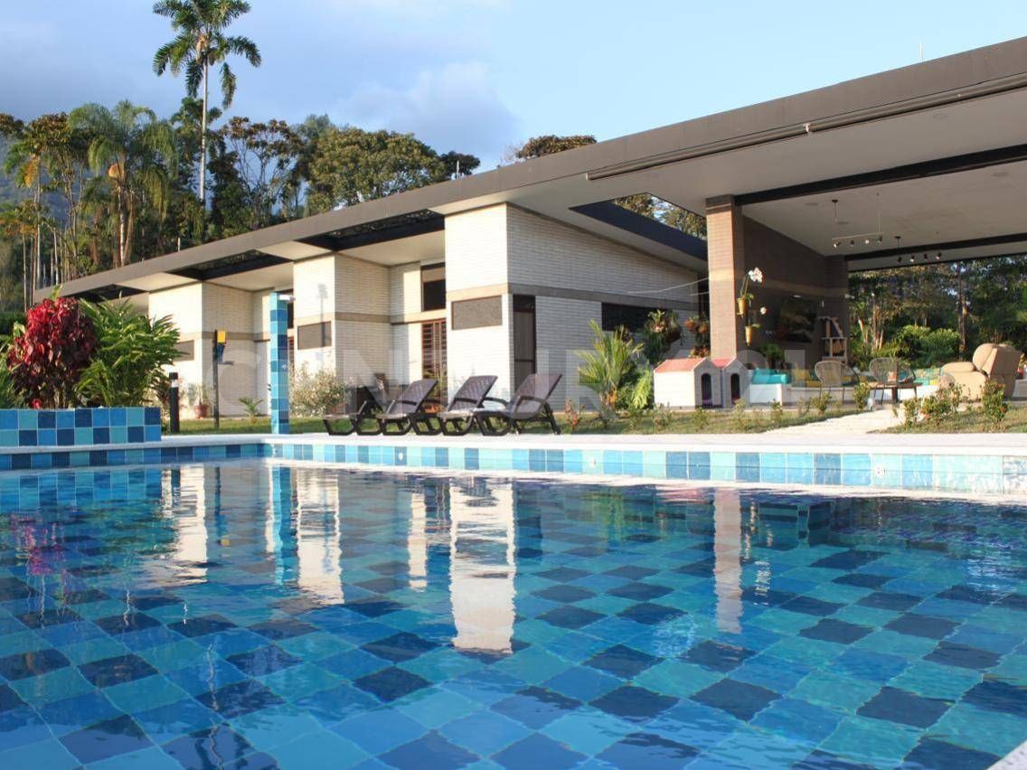 Casa en venta Antioquia Barbosa Barbosa 456 m2 Habitaciones 4 Baños 5 Garajes 0 Precio $2900000000